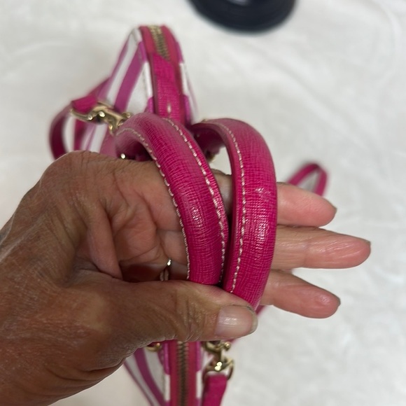 Dooney & Bourke Pink and White Crossbody Bag with Chevron Pattern - Picture 7 of 15